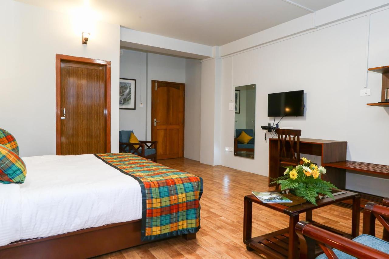 Hotel The Golf Retreat, Shillong Exterior foto